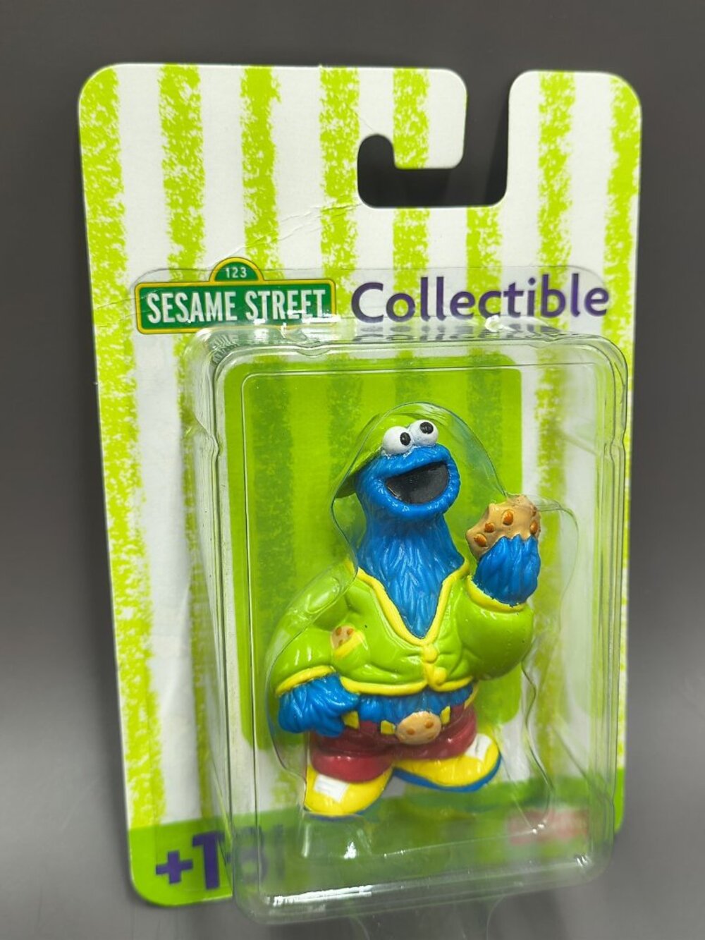 Vintage 2001 Fisher-Price Sesame Street Hip Hop Cookie Monster PVC Figure NIP